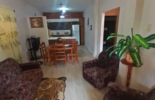 Les Coteaux Bed & Breakfast | TWO BEDROOM APARTMENT