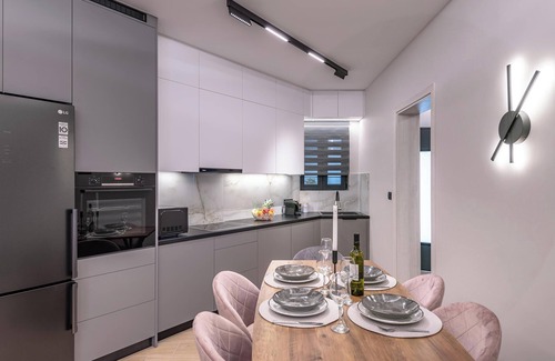 Nafplion City Centre Apartment | Two Bedroom Apartment with Garden View | FD Luxury Suites Nafplio