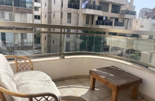 Kerem HaTeimanim Apartment | Two Bedroom Apt l Terrace & Private Parking l On The Beach l by Bookiz