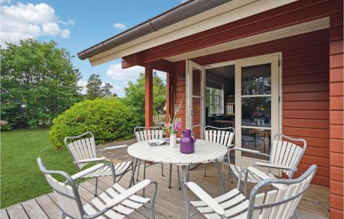 Ringkøbing-Skjern Municipality House | Two-Bedroom Holiday Home In Skjern