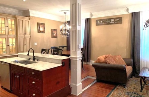 Saratoga Springs Condo | Two Blocks To Saratoga Race Track!