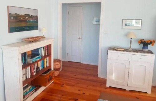 Kensington Cottage | Two Cottages Situated On The Same Lot With Incredible Country Views