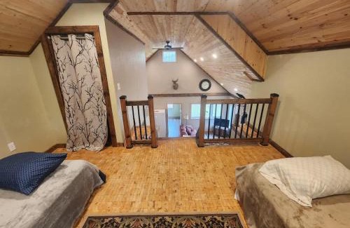 Lyndon Station House | Two Crows Cabin