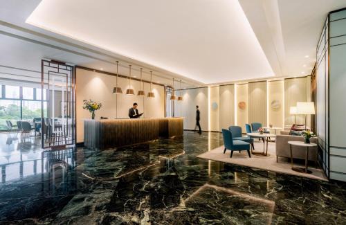 Hong Kong Apartment | Two MacDonnell Road