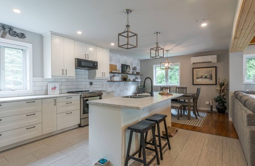 Otonabee-South Monaghan House | Two Piggie's Rice Lake Escape