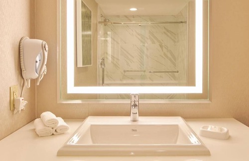 Atlantic City Hotel | Two Queen Room at a Hotel