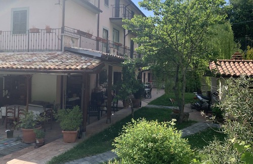 Pozzaglia Sabina Apartment | two-room apartment with terrace on Lake Turano