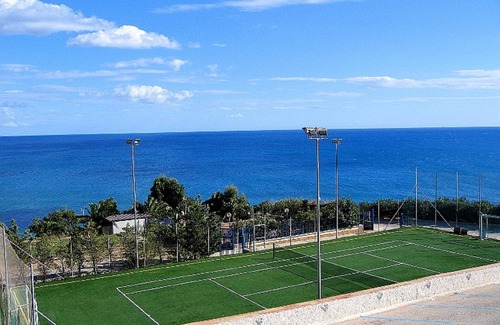 Tonnara di Bonagia Apartment | Two Room Apartment Near the Beach 1