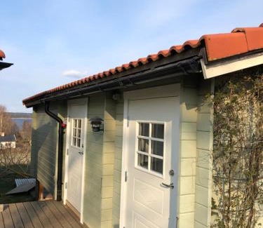 Hjo House | Two small Guest houses by lake rent out as One
