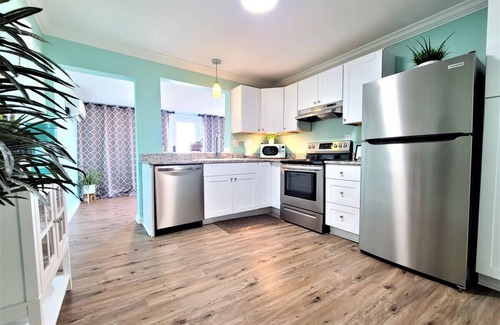Cedar Point House | Two waterfront homes with endless adventure, hottub, kayaks, two jonboats, fishing, and three miles to beach