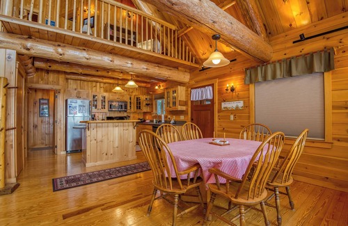 Rangeley Plantation House | Two Winds - Beautiful newer home on Mooselookmeguntic Lake