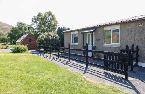 Brynrefail Cabin | Ty Bach