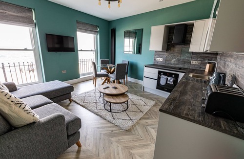 Aberystwyth Apartment | Ty Belgrave House