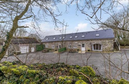 Llanllwchaiarn House | Ty Draenog - Uk31653