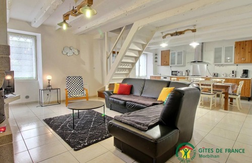 Peaule House | Ty Feurn - PEAULE - Gîte