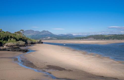 Borth-y-Gest House | Ty-Gwyn