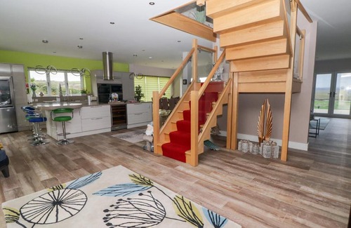 Llanrhidian Higher House | Ty Marlyn