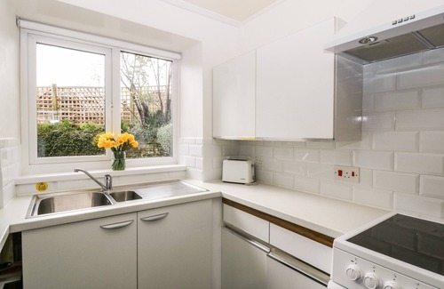Llanfihangel Tal-y-llyn Cottage | Ty Twmp/Tump Cottage