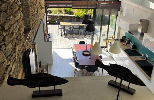 Kerherou House | TYCHA-home with character, walking distance to beaches, high-speed WIFI