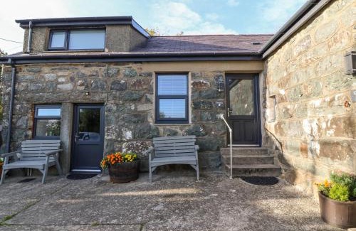 Llanystumdwy House | Tyddyn Sianel - Onnen