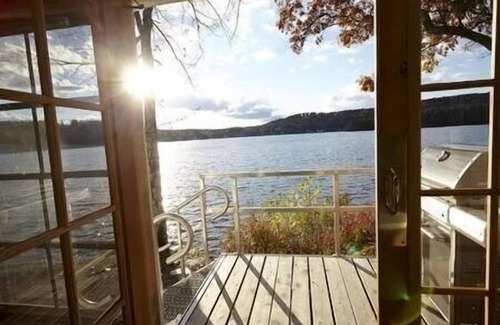 Spofford House | Tyler House, 4 Bedrooms, 2 Bathrooms, House to steps to Lake Spofford