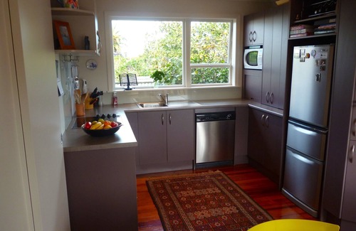 Athenree Cottage | Tymeout - Athenree Accommodation
