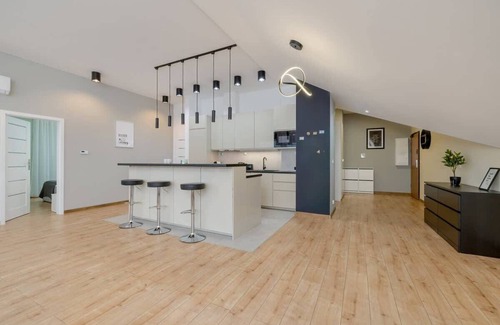 Debniki Apartment | Tyniecka 118K | Prestigious Apartment | Parking