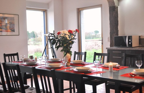 Erdeven House | Typical stone country house, standing alone, near the beach, in the nature reserve