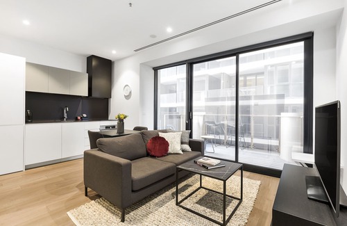 Melbourne Apartment | Tyrian Serviced Apartments - Albert Park Lake