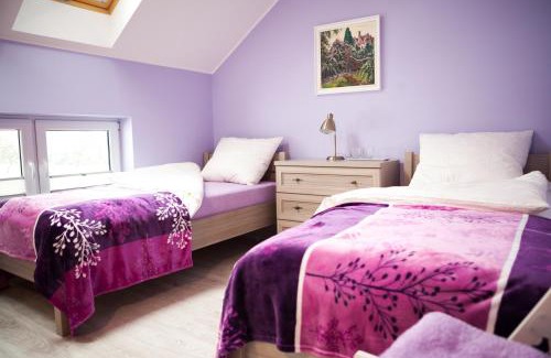Reda House | "U Mamy Róży" - Pokoje Gościnne
