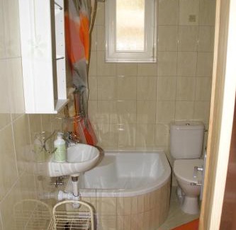 Loket Apartment | Ubytování pod Jezem