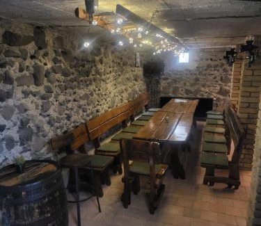 Sulejovice House | Ubytování U100bodů za švestkovou dráhou