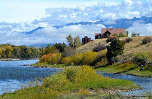 Pray House | UC River Ranch
