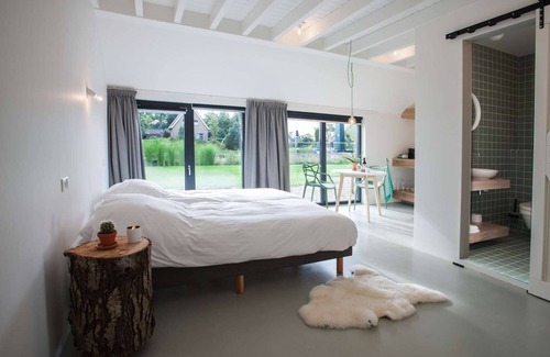 Heerenveen House | Uitgerust voor zaken