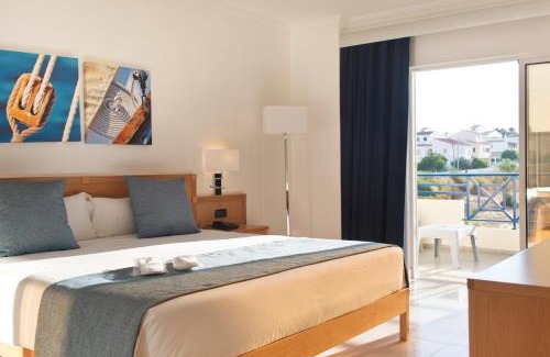 Alporchinhos Hotel | Ukino Palmeiras Village - 24h All Inclusive