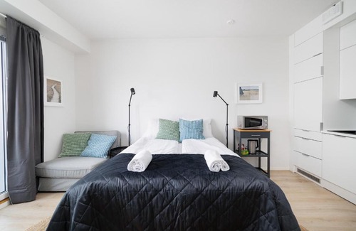 Oulu Apartment | ULEABO Bright Top Floor Studio
