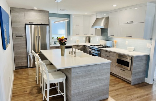 Asbury Park House | Ultimate Coastal Getaway! New 3 BR - 3 BA Escape!