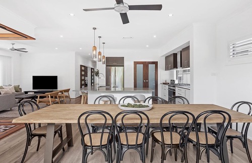 Shoal Bay House | Ultimate family holiday in Style