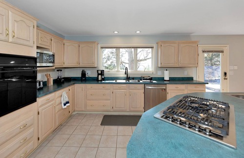 Ottawa Villa | Ultimate Family Vacation Villa With Amazing Views - 3891