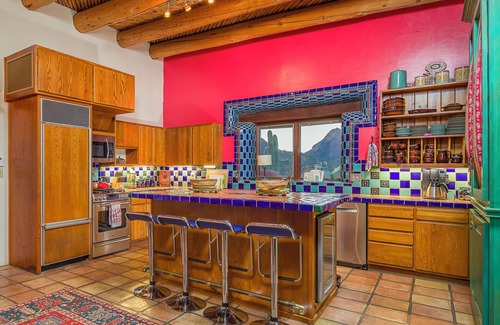 Twin Hills Estates House | Ultimate Mountain Privacy In The Saguaro National Park at Gates Pass.