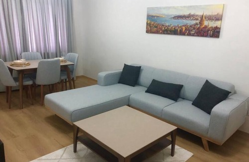 Pendik Apartment | Ultra Lux Apartment Beside Metro and Sabiha Gökçen Airport