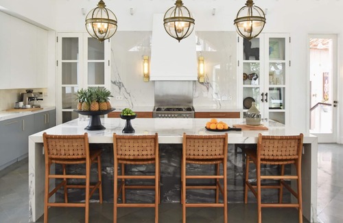 Berawa Villa | Ultra Luxury | 1000m2 | 15 Staff | Best In Villa Dining in Bali | AC throughout