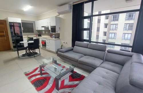 Umhlanga Ridge Apartment | Umhlanga Rox - 2 Bedroom apartment with sea view