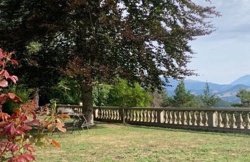 Lalley Bed & Breakfast | Un petit coin de Paradis