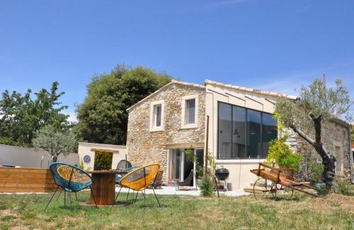 Roche-Saint-Secret House | Un petit coin de paradis
