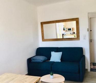 Plage d'Argeles Apartment | Un petit nid les pieds dans l’eau