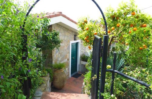 Diano San Pietro House | Un Posto al Sole