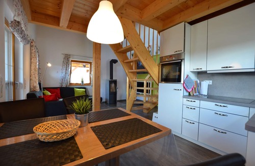 Lechbruck House | Uncle Leo - detached house Swedish stove, balcony and terrace, W Lan, carport