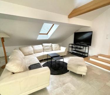 Liefering Apartment | undertheroof at