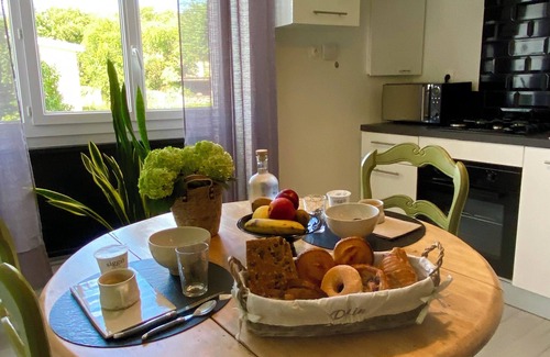 North district Apartment | Une Pause Entre mer et Marais